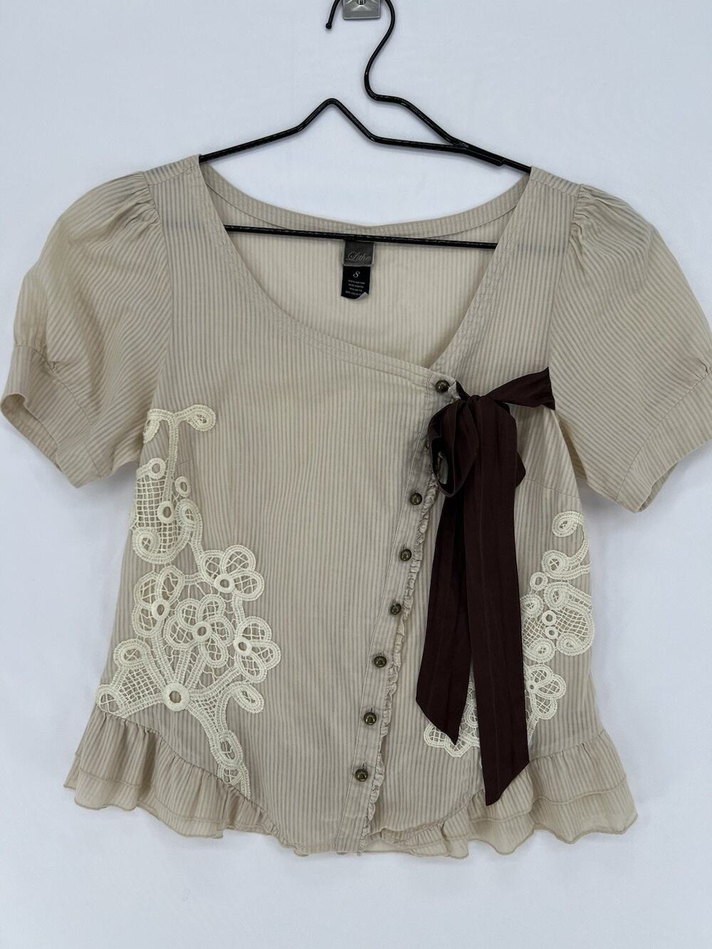 Cottagecore Beige Cotton Blouse Womens Size 8 Lace Applique Tie Front Boho Top